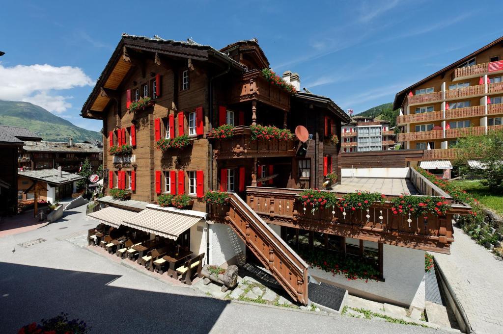 Hotel Walliserkanne Grächen Værelse billede